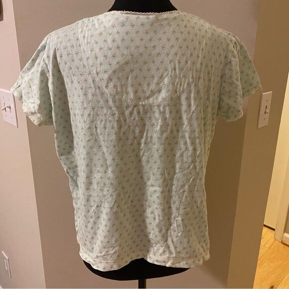 Vanity fair size medium two piece mint green with pink rose detail pajama set - Picture 8 of 15